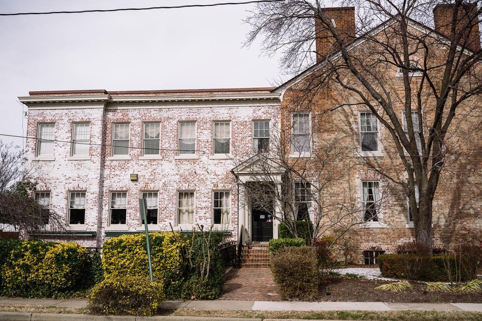 Ironclad Inn And Bourbon Room Fredericksburg Exterior foto